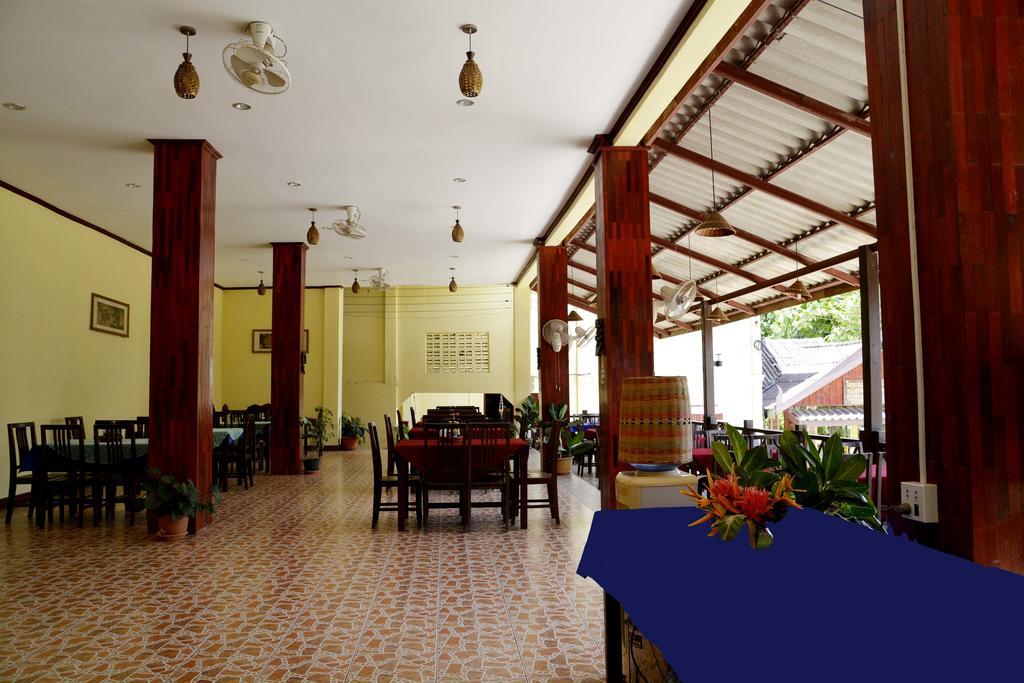 Hotel Vilayvong Ванг Виенг Екстериор снимка