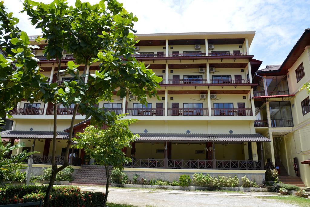 Hotel Vilayvong Ванг Виенг Екстериор снимка