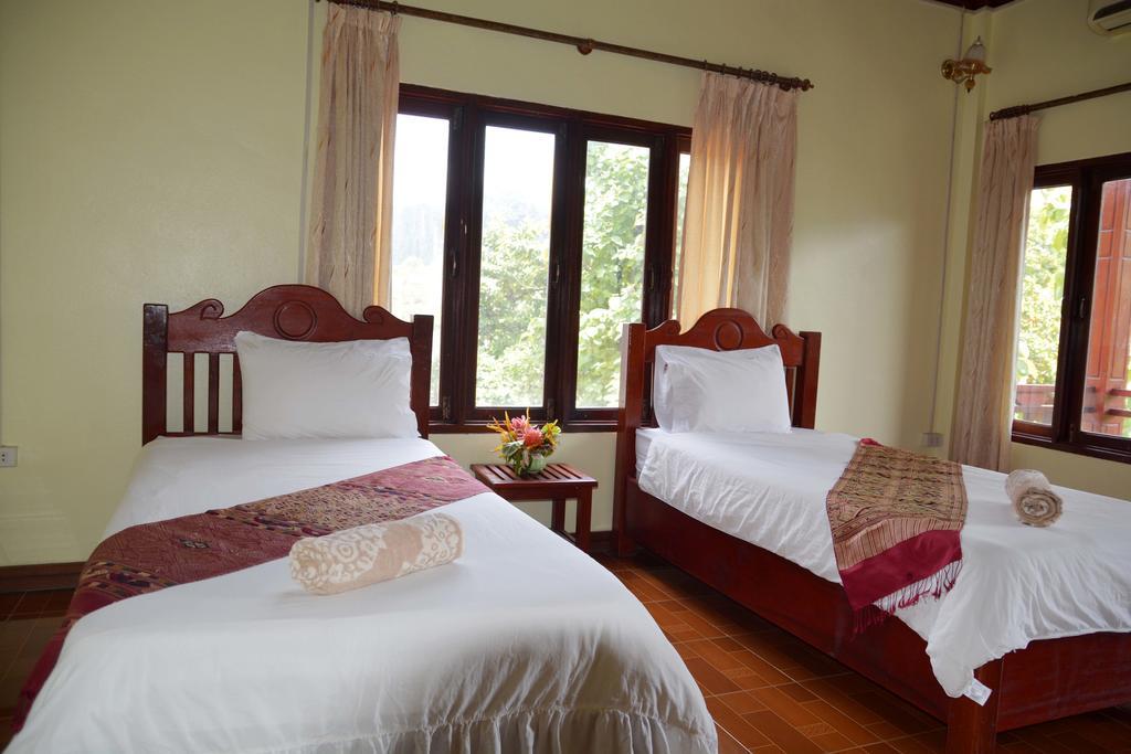 Hotel Vilayvong Ванг Виенг Екстериор снимка
