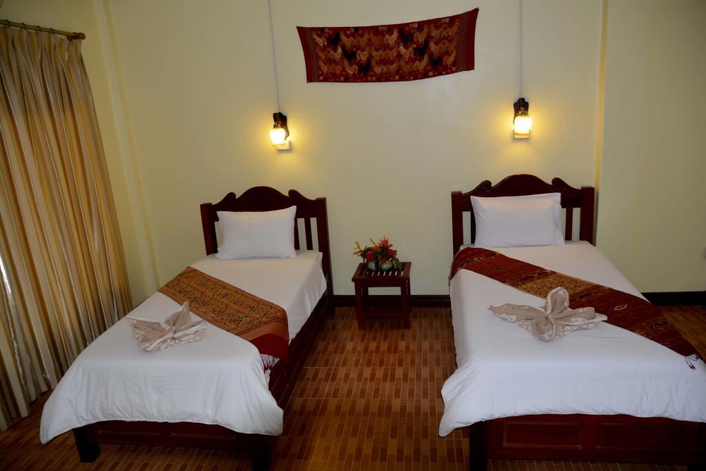 Hotel Vilayvong Ванг Виенг Екстериор снимка