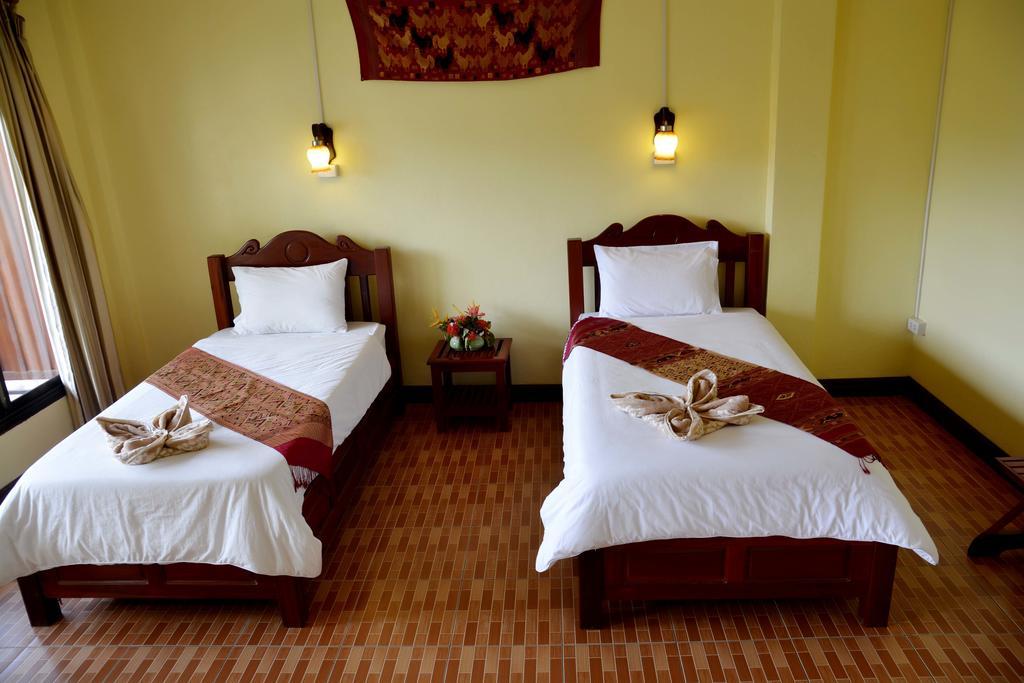Hotel Vilayvong Ванг Виенг Екстериор снимка