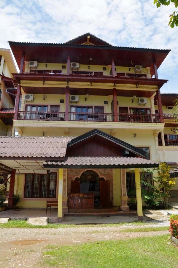 Hotel Vilayvong Ванг Виенг Екстериор снимка